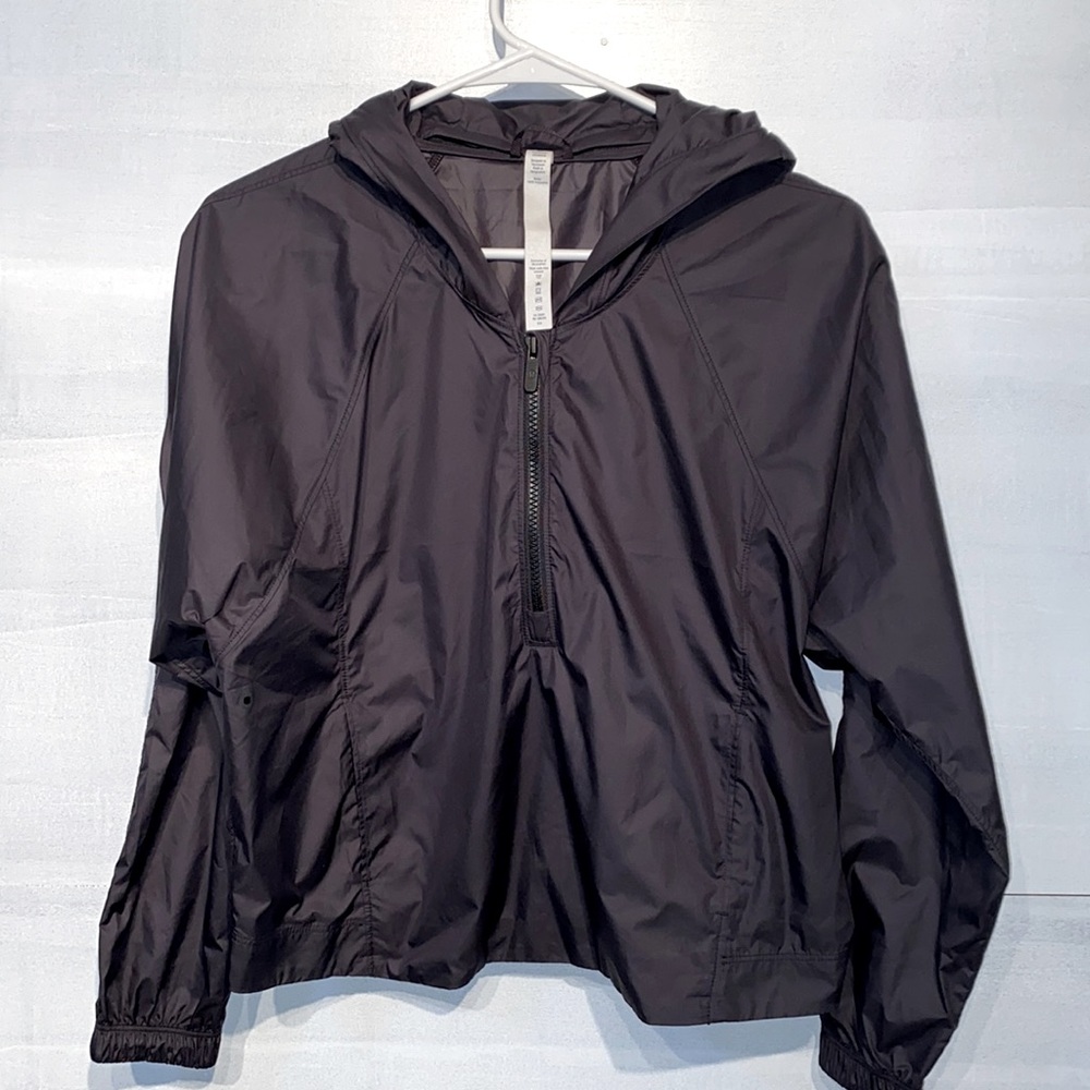 Lululemon on the move lightweight athletic jacket